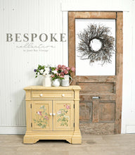 Load image into Gallery viewer, Bespoke Hollandaise Sweet Pickins' Milk Paint